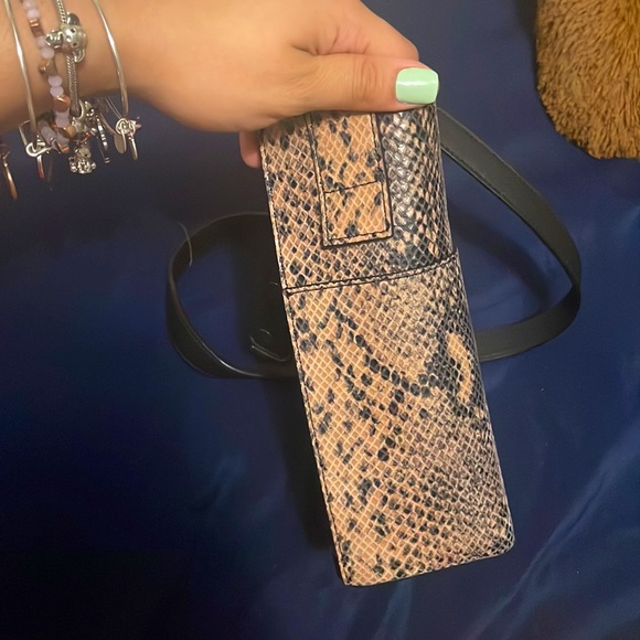 ALLSAINTS ADELINA SM TOTE - Picture 2 of 3